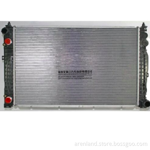 OE 8D0121251D For Aaudi Qquattro Ppaassat Radiator Fan